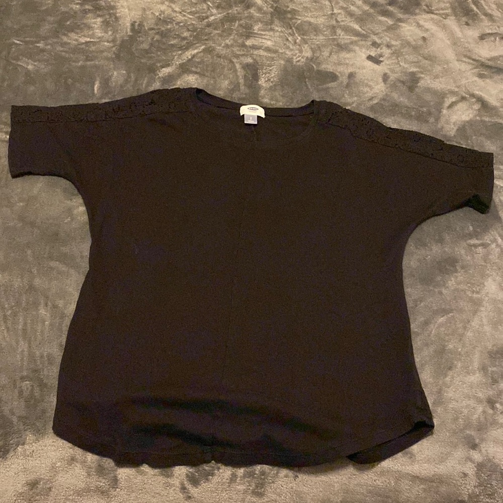 Old navy shirt